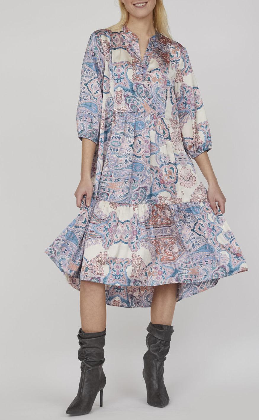Love & Divine Kjole - Love958-5 - Paisley
