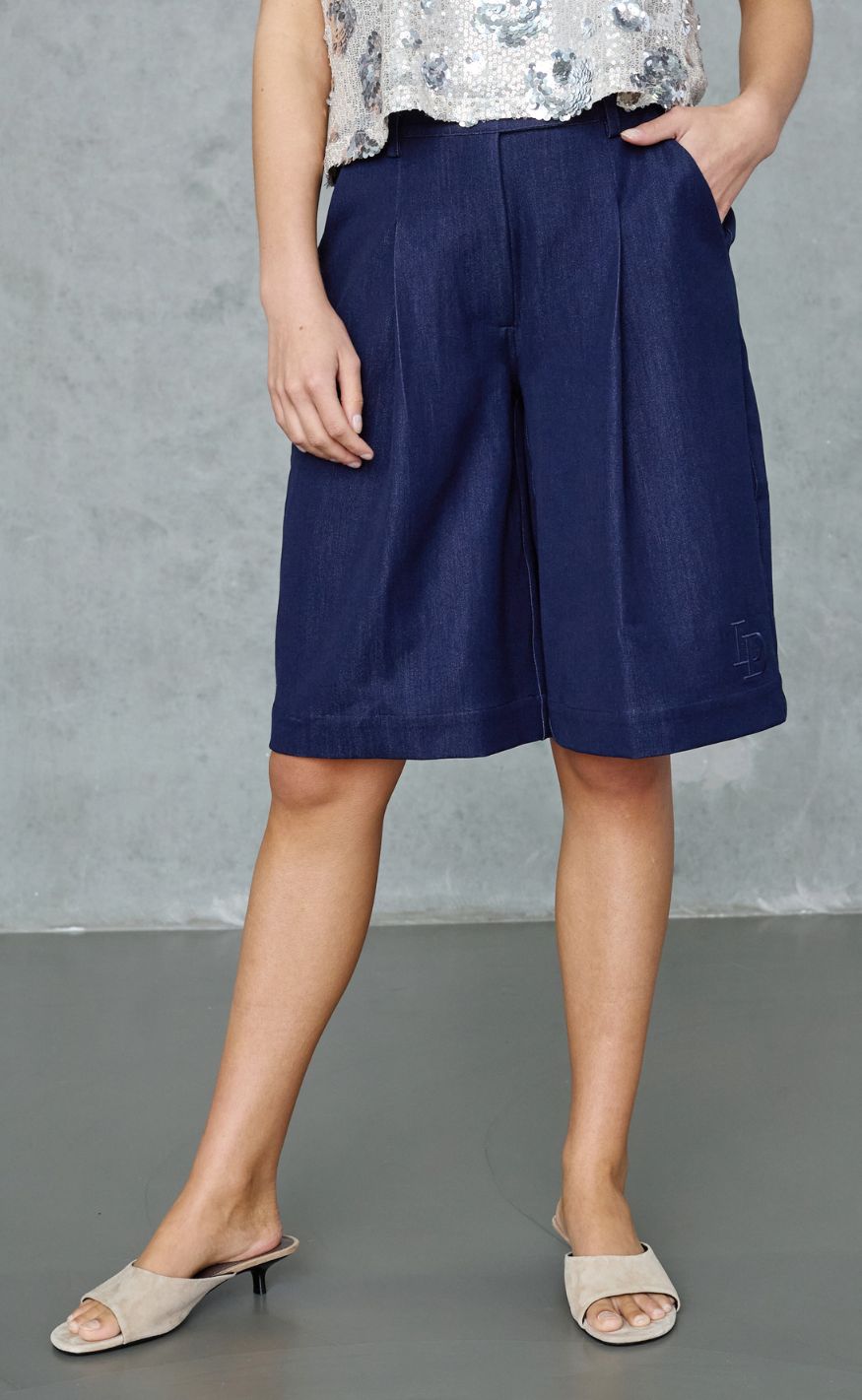 Love & Divine Shorts - Love1582 - Unwashed Denim