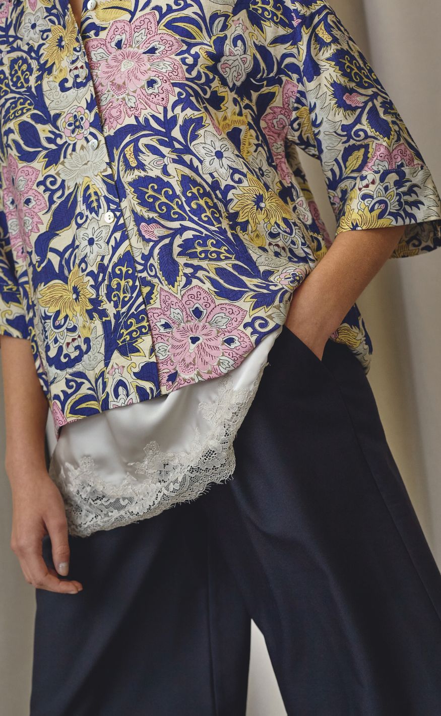 Love & Divine Skjorte - Love1338-3 - Navy Paisley