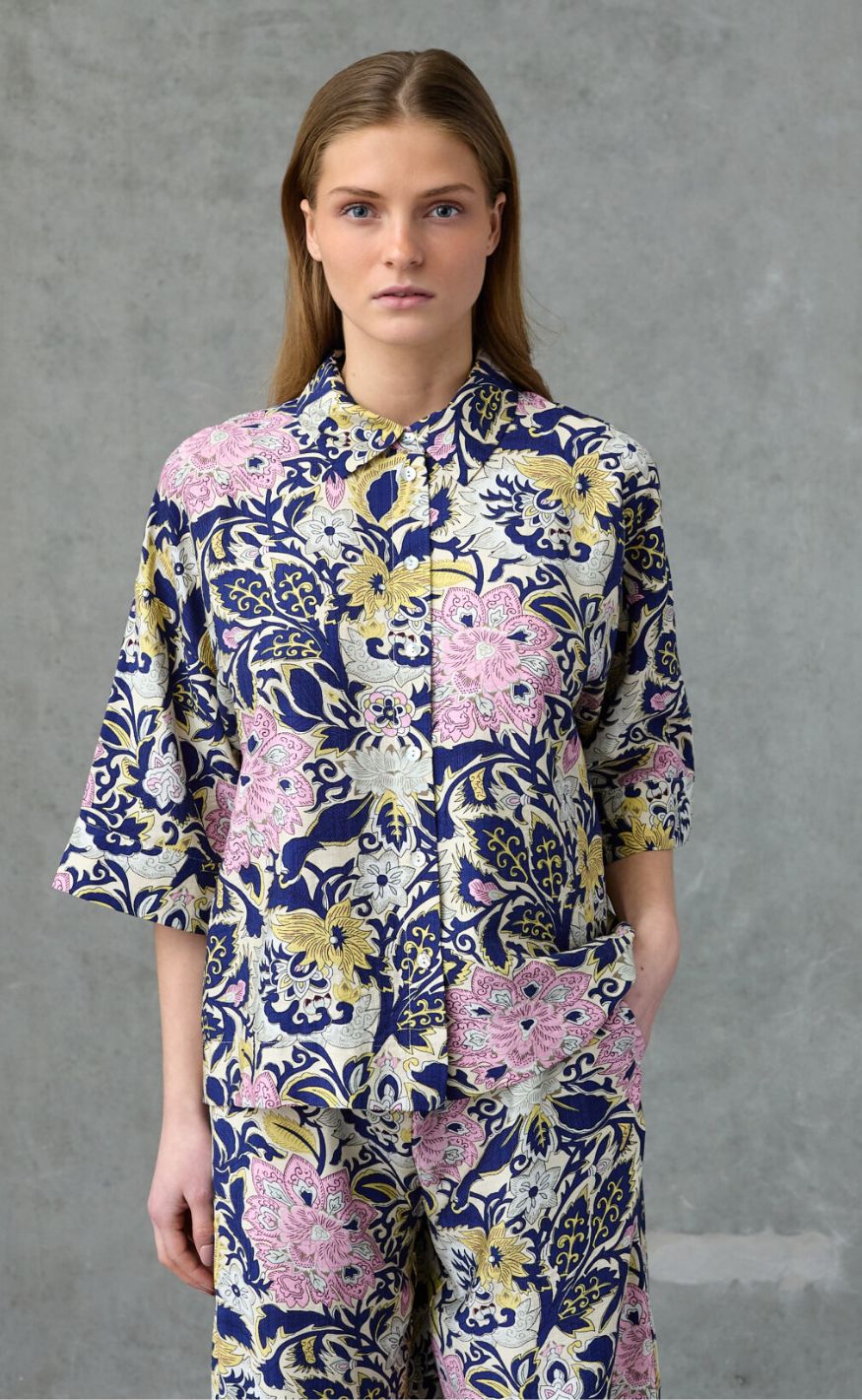 Love & Divine Skjorte - Love1338-3 - Navy Paisley