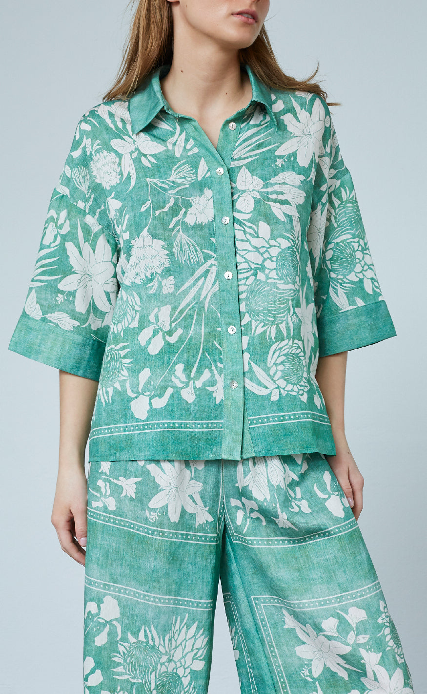 Love & Divine Skjorte - Love1338 - Green Flower