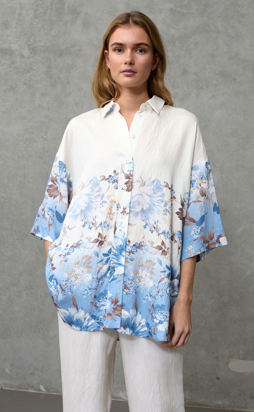 Love & Divine Skjorte - Love971-16 - Blue/Brown Flower