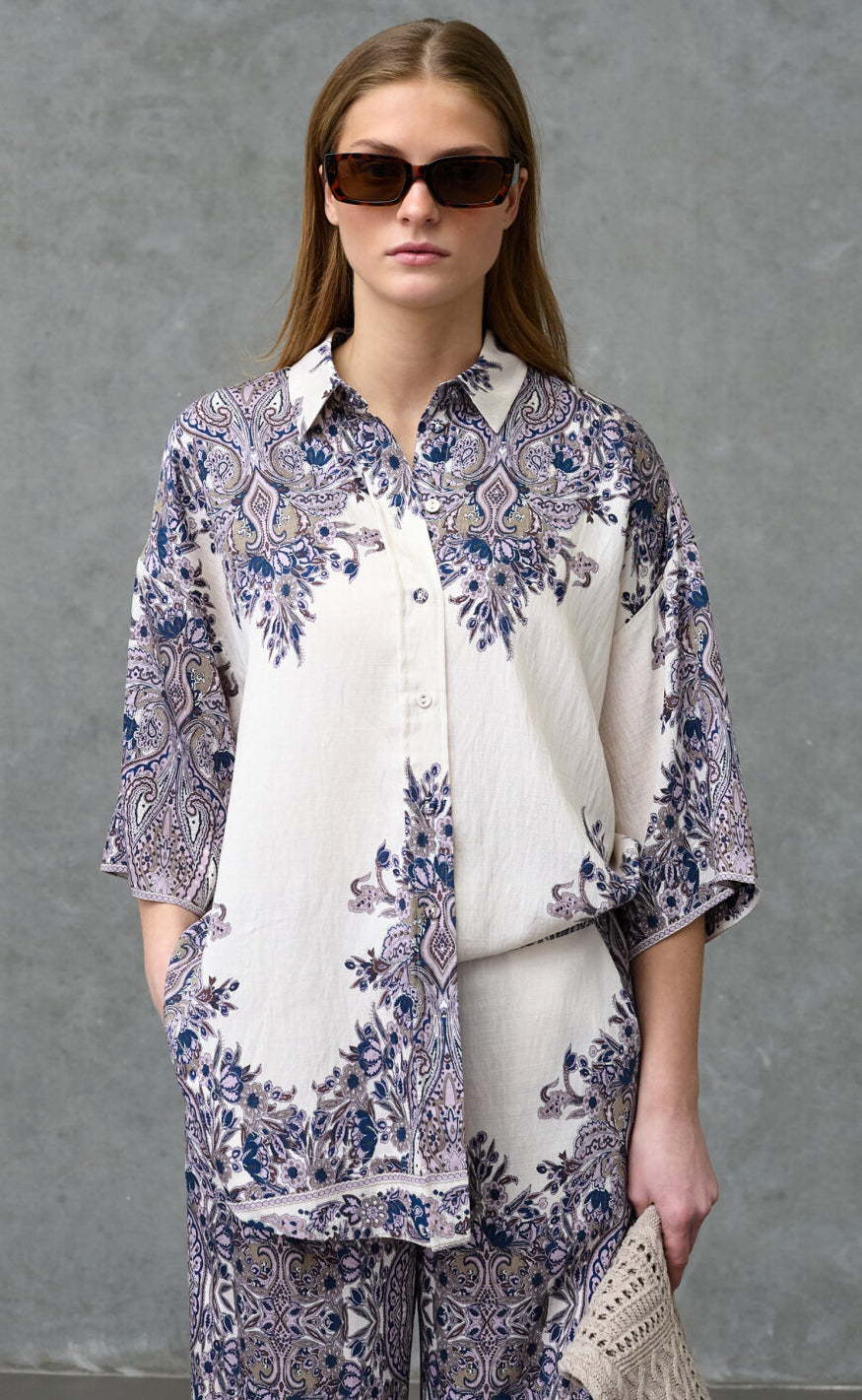 Love & Divine Skjorte - Love971-17 - Champagne Paisley
