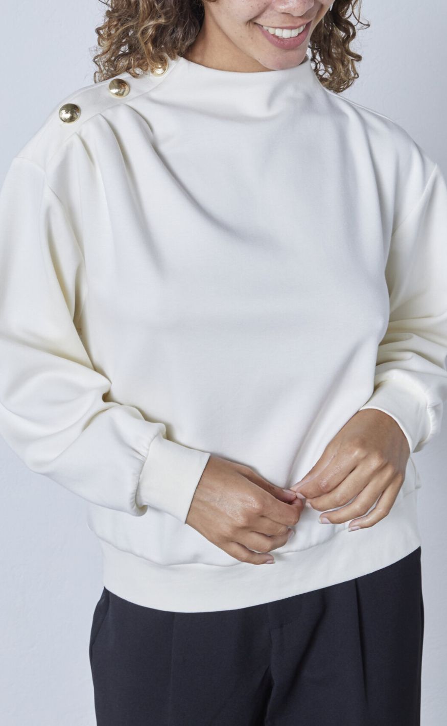 Love & Divine Sweatshirt - Love1410 - Cream