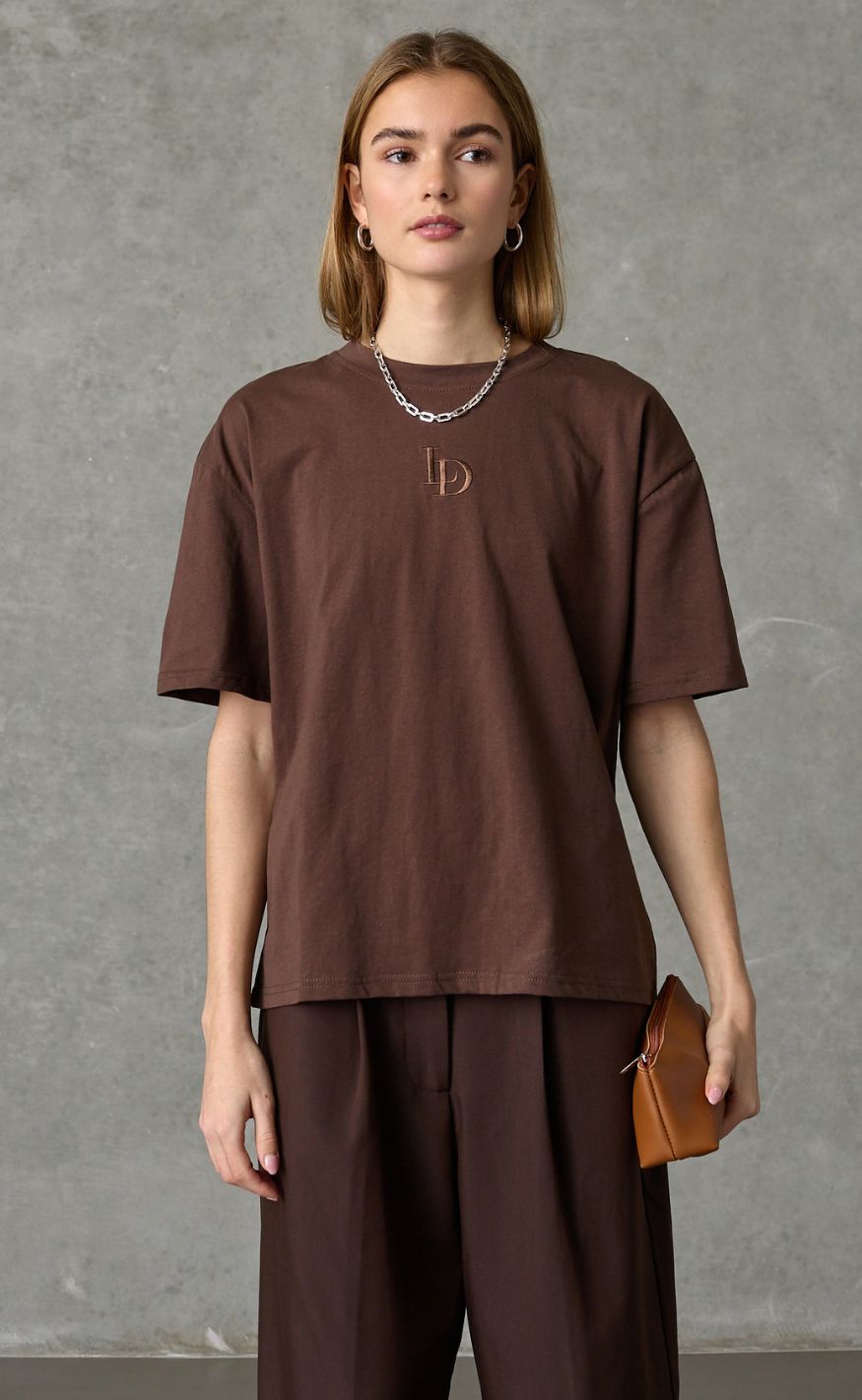 Love & Divine T-Shirt - Love1303-3 - D. Chocolate