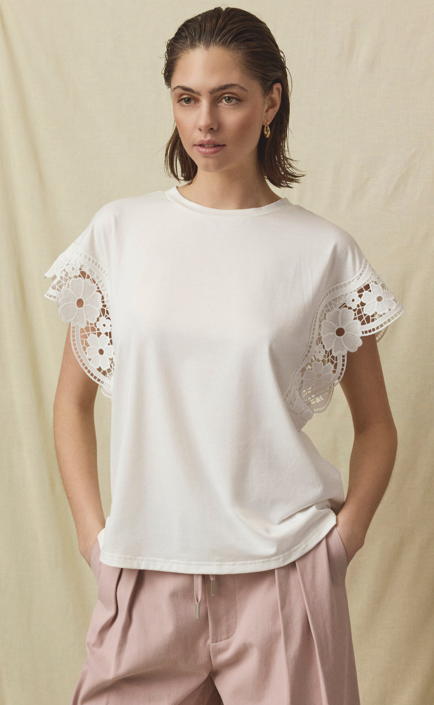 Love & Divine T-Shirt - Love1517 - Off White