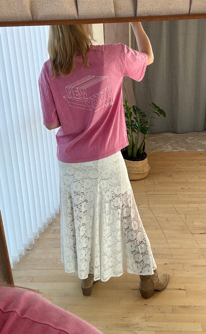 Love & Divine T-shirt - Love1303-1 - Pink Wash