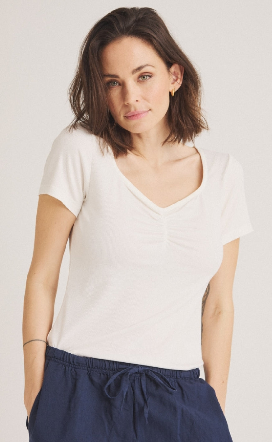 Luxzuz T-shirt - Klaudine - Cream