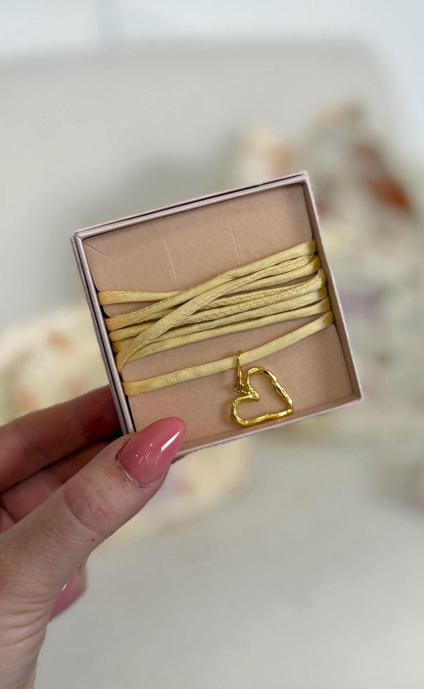 Maanesten Choker - Misa - Gold Colour