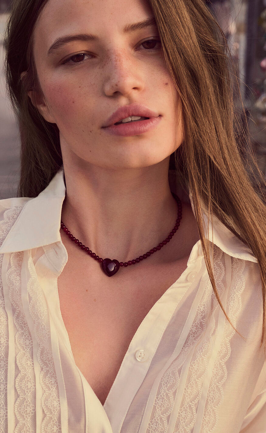 Maanesten Halskæde - Maroon Heart - Red Jade