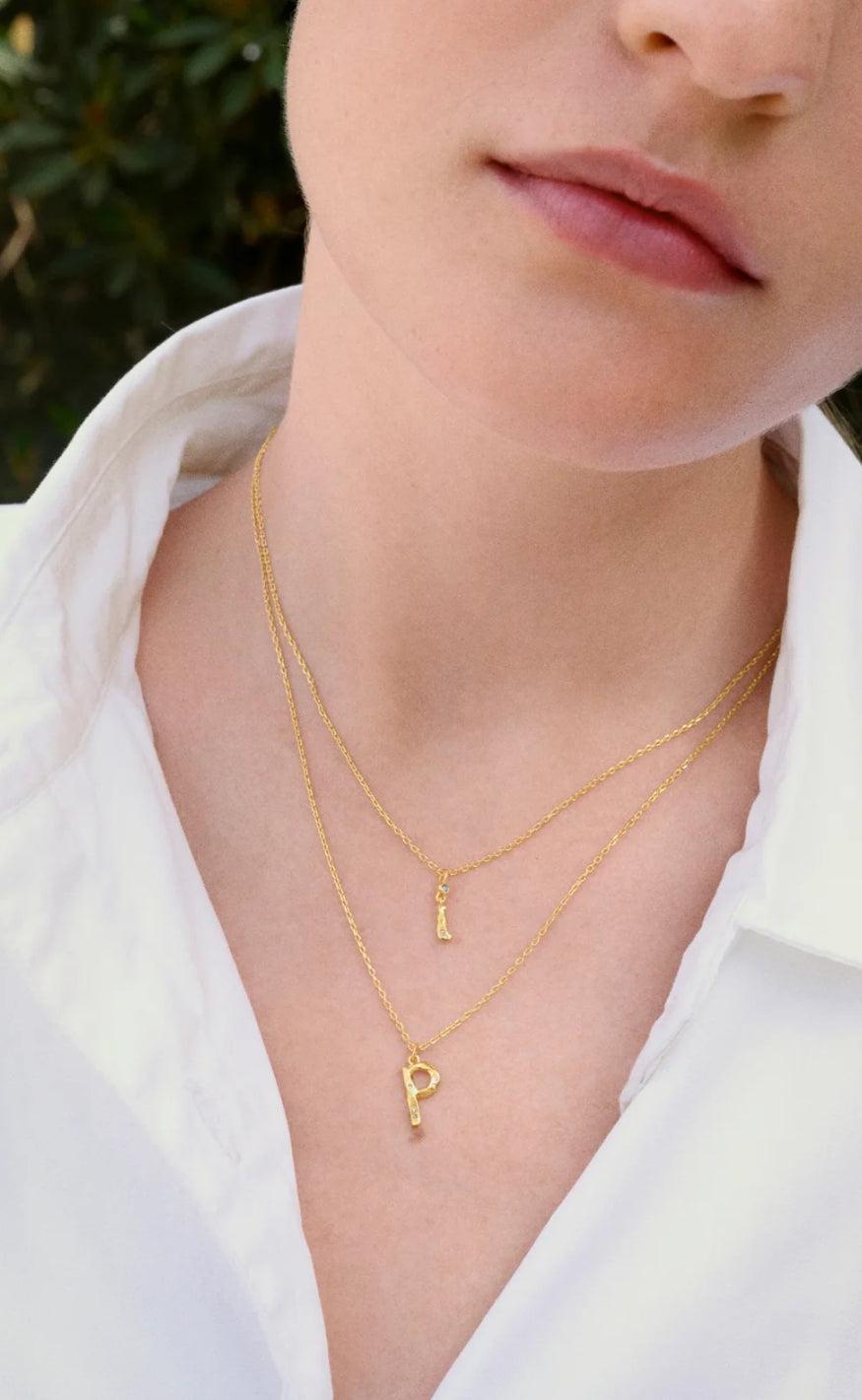 Maanesten Halskæde - P Alphabet - Gold Colour
