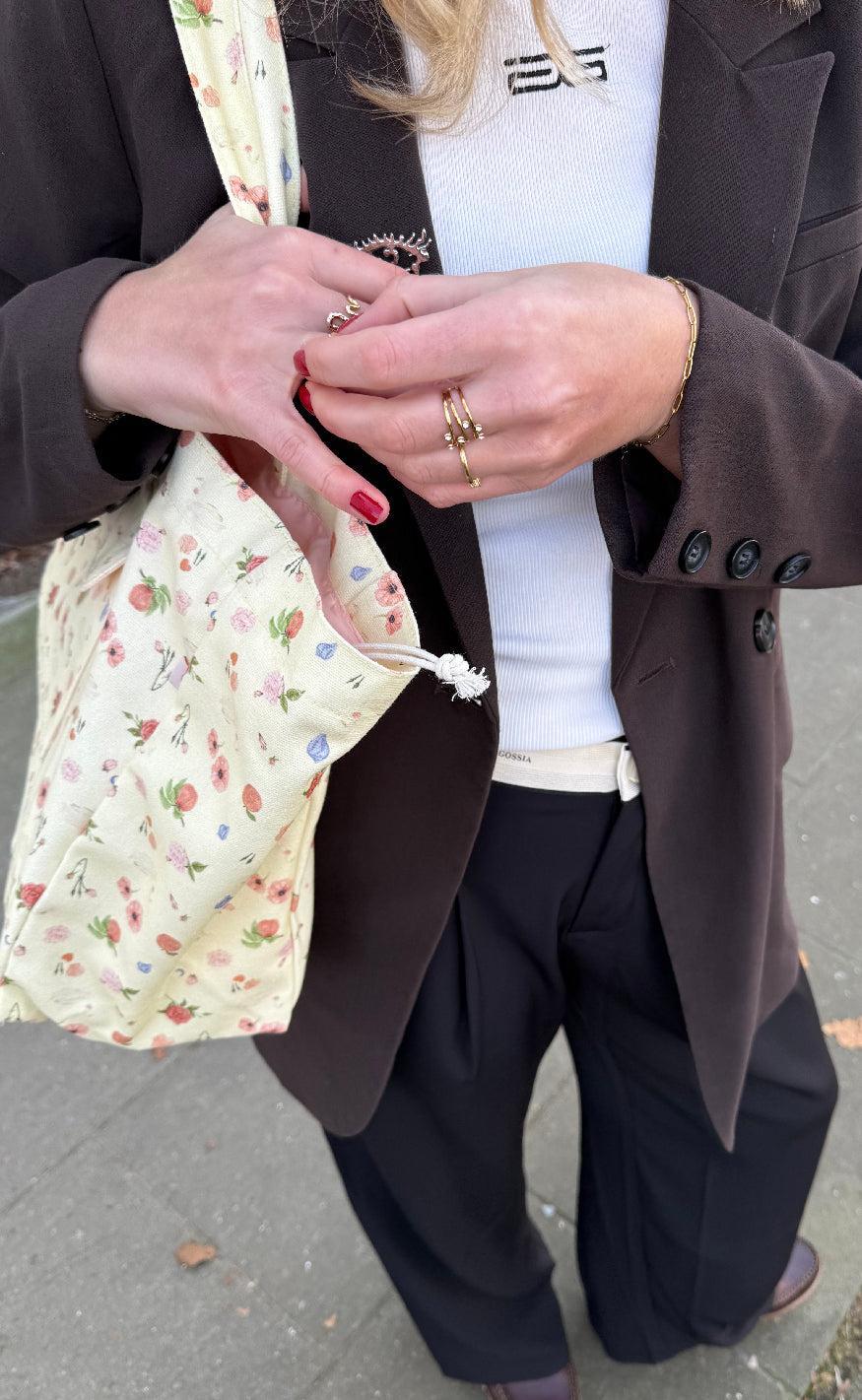 Maanesten Totebag - Big Canvas - Roses and Shells