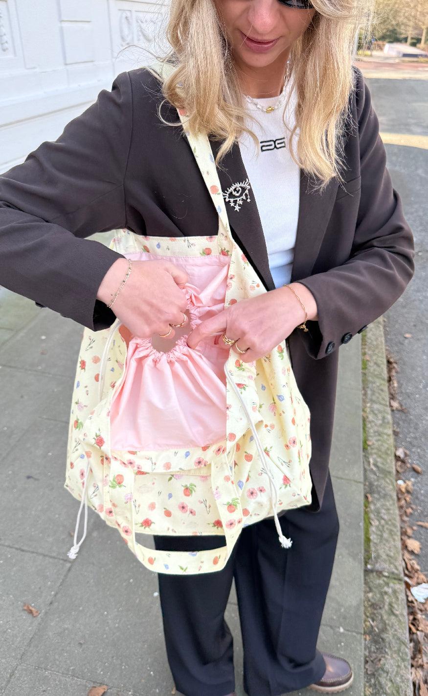 Maanesten Totebag - Big Canvas - Roses and Shells