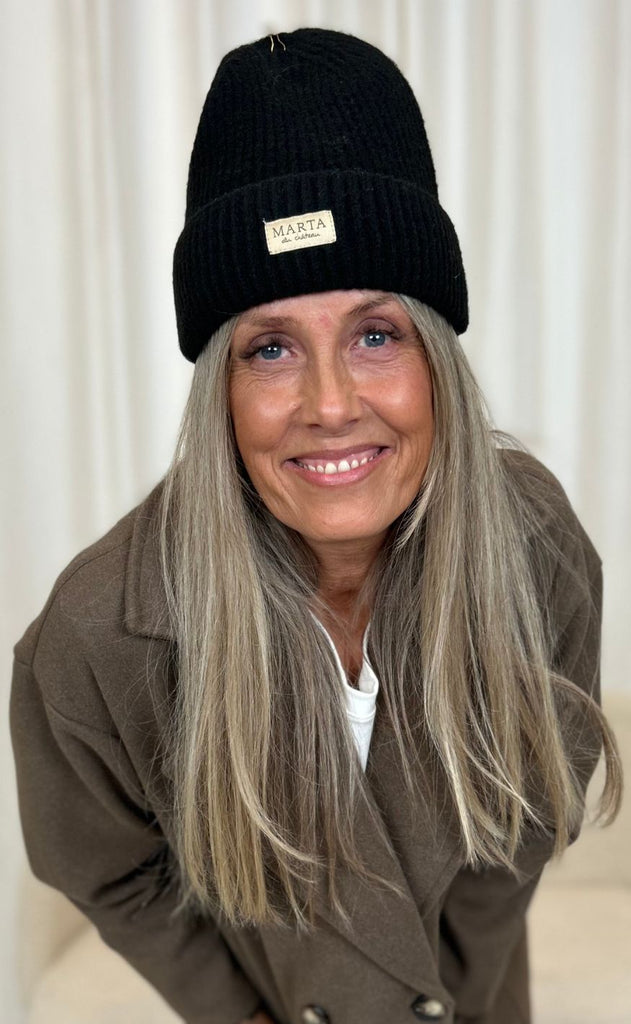 Marta Du Chateau Hue - Rib Beanie - Black