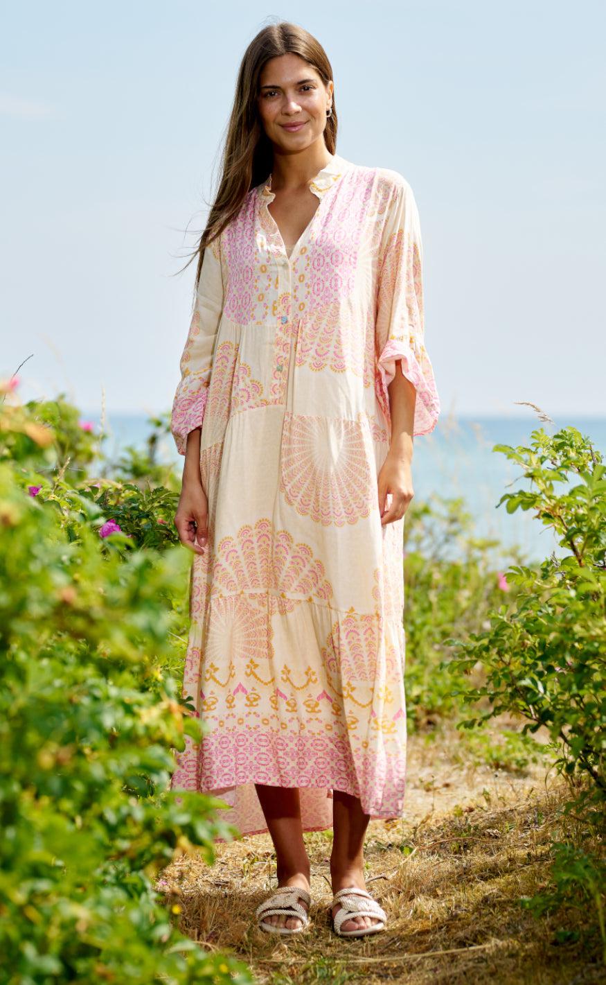 Marta Du Chateau Kjole - 2270 Agnes - Beige