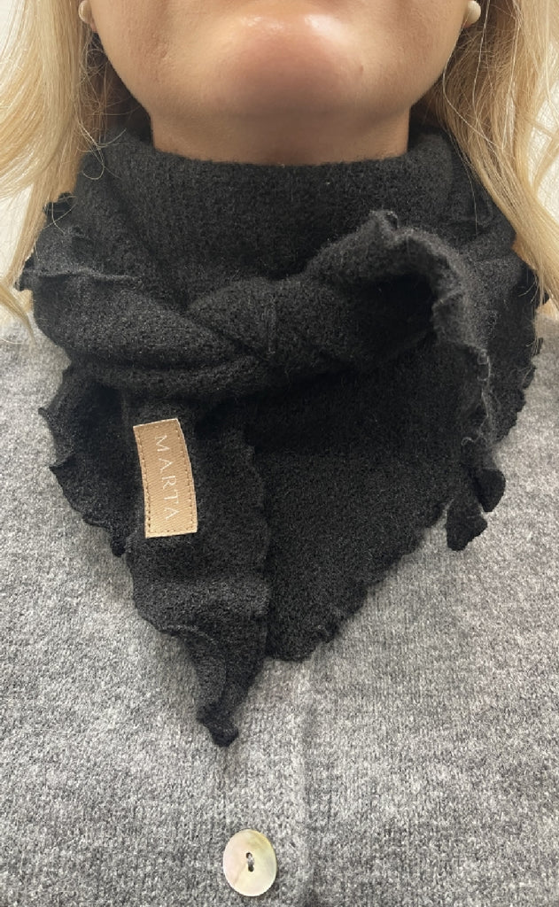 Marta Du Chateau Tørklæde - Agnete - Black