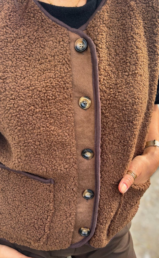 Marta Du Chateau Vest - Emmie - Moro