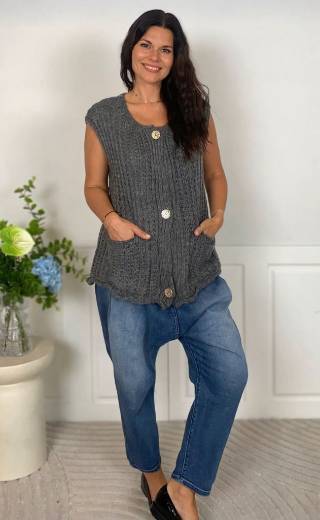 Marta Du Chateau Vest - Ruby - Dark Grey