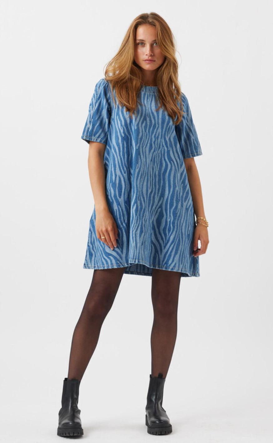 Moves Kjole - Petrinna - Medium Blue
