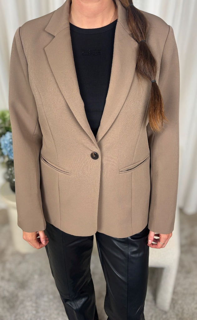 Neo Noir Blazer - Francine - Dusty Brown