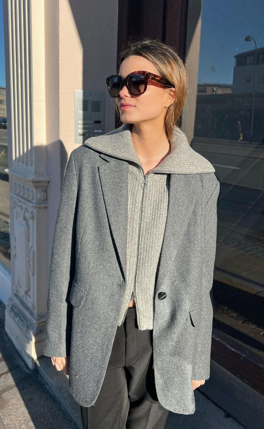 Neo Noir Blazer - Gaby Structure - Grey Melange