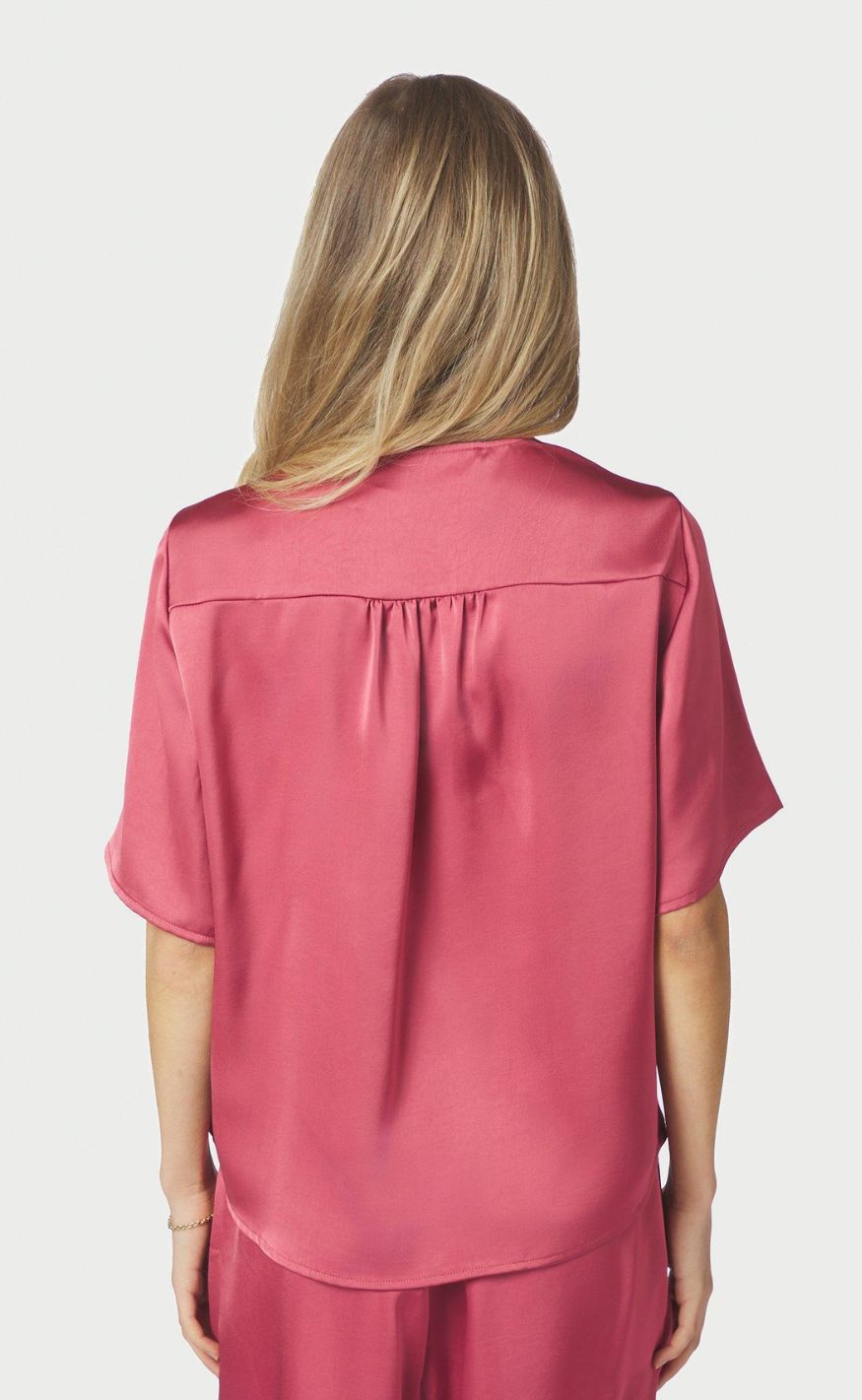 Neo Noir Bluse - Casadia Heavy Sateen - Cherry Pink