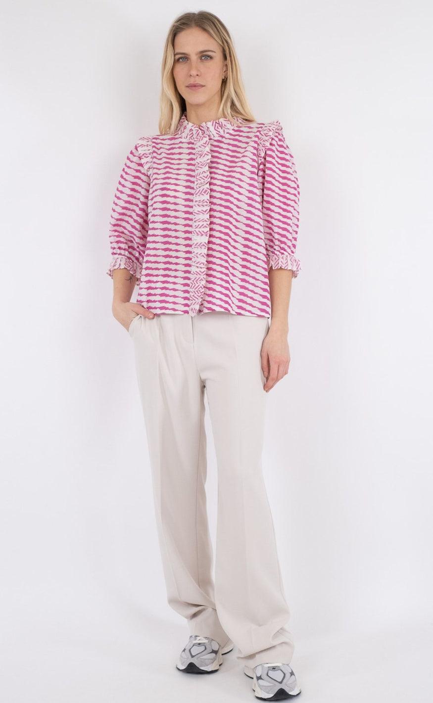 Neo Noir Bluse - Chacha Graphic - Pink