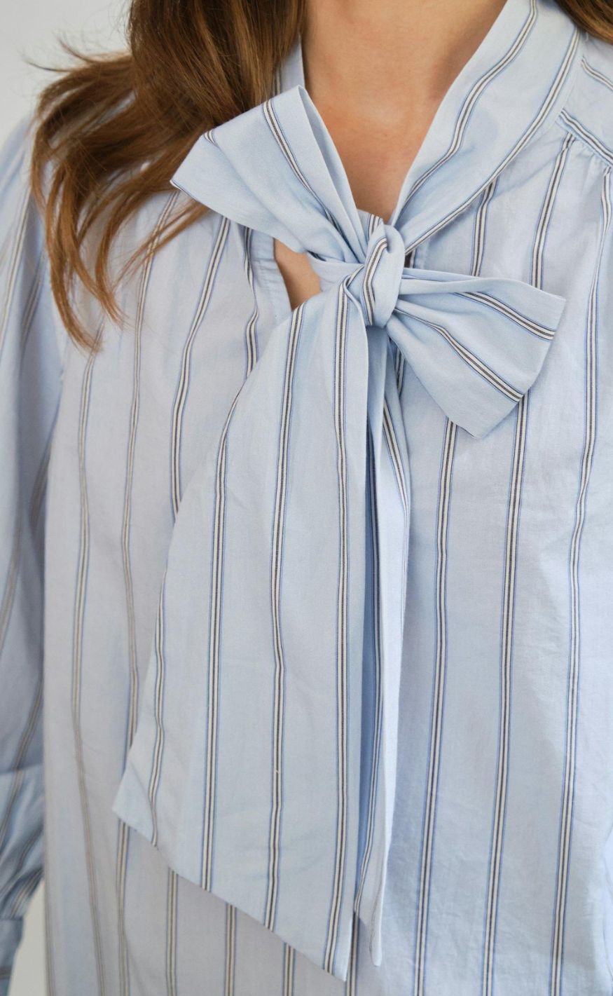 Neo Noir Bluse - Jaz Bow Stripe - Light Blue