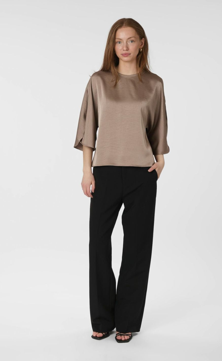 Neo Noir Bluse - Liora Heavy Sateen - Dark Taupe