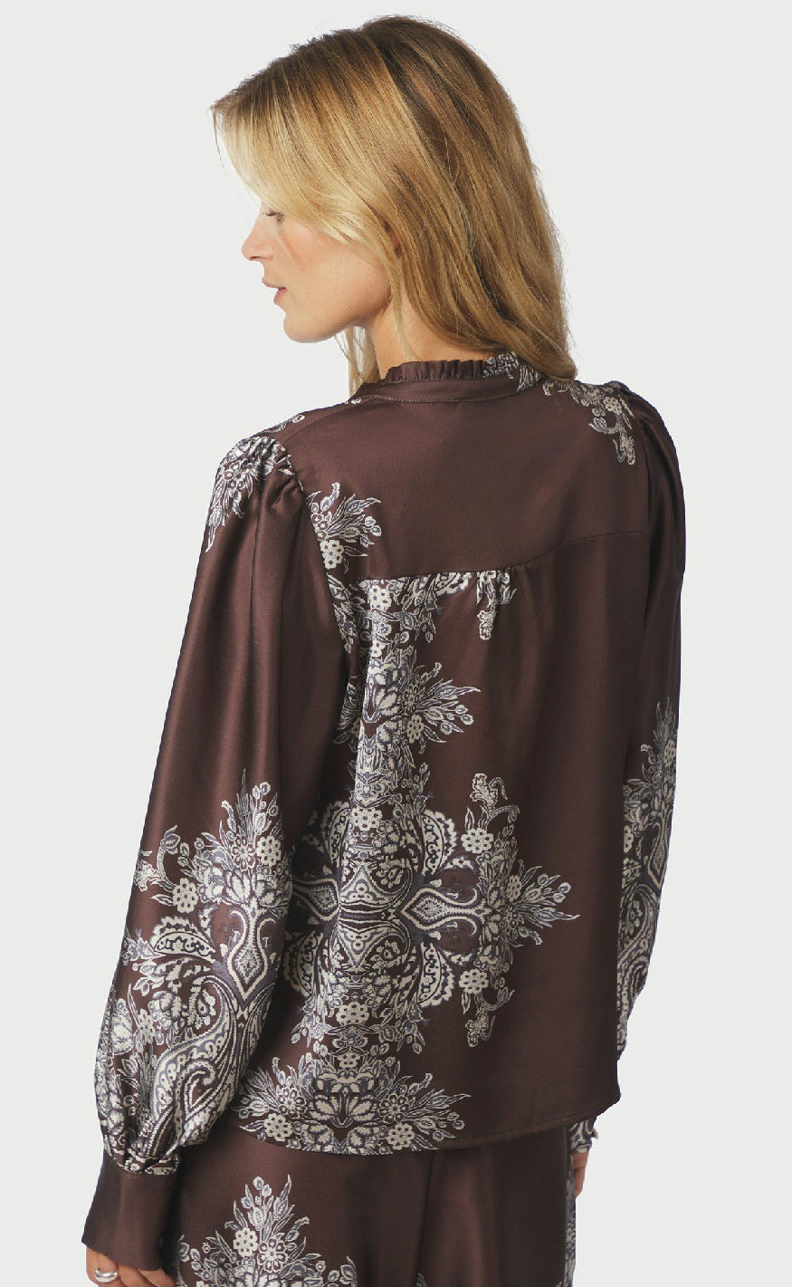 Neo Noir Bluse - Massima Paisley - Dark Brown