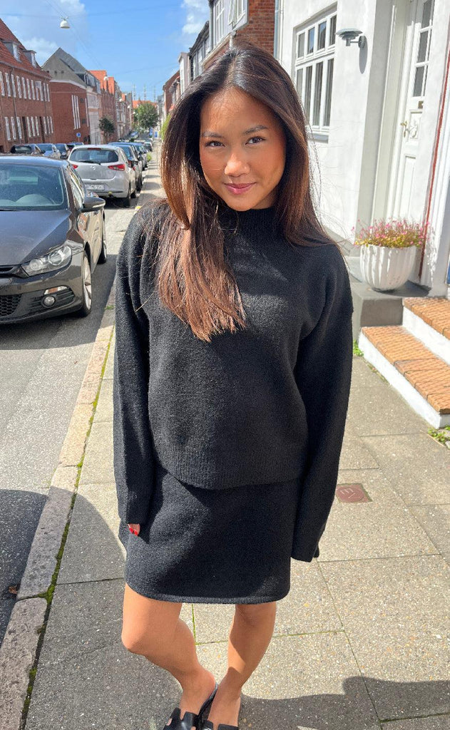 Neo Noir Bluse - Paulina - Black