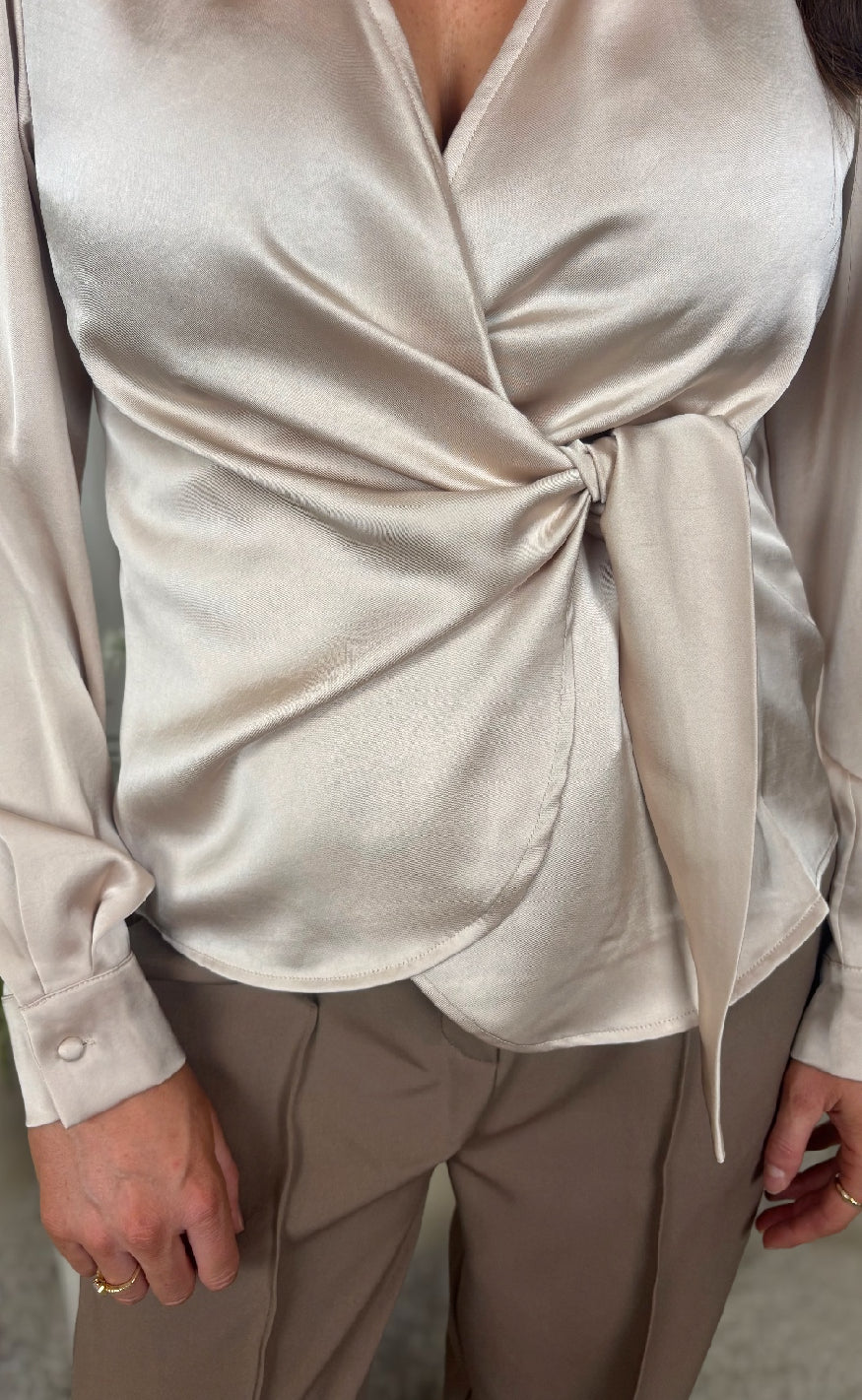 Neo Noir Bluse - Petris Heavy Sateen - Champagne
