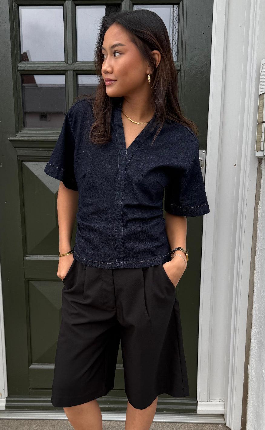 Neo Noir Bluse - Spenda - Dark Blue