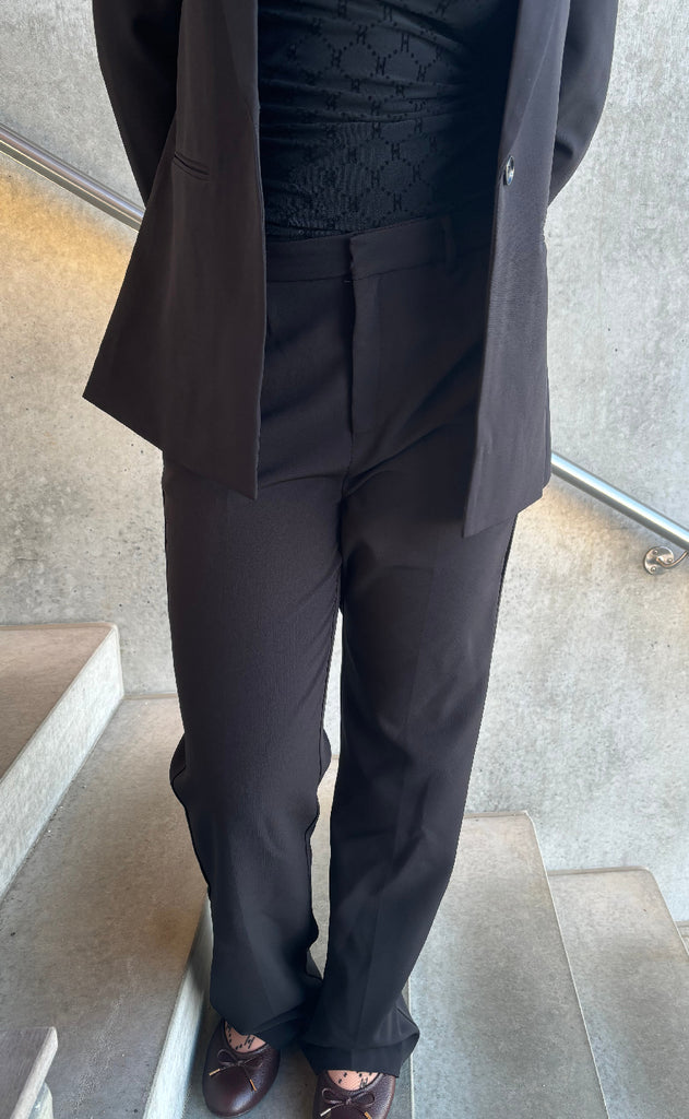 Neo Noir Bukser - Alice Suit - Black