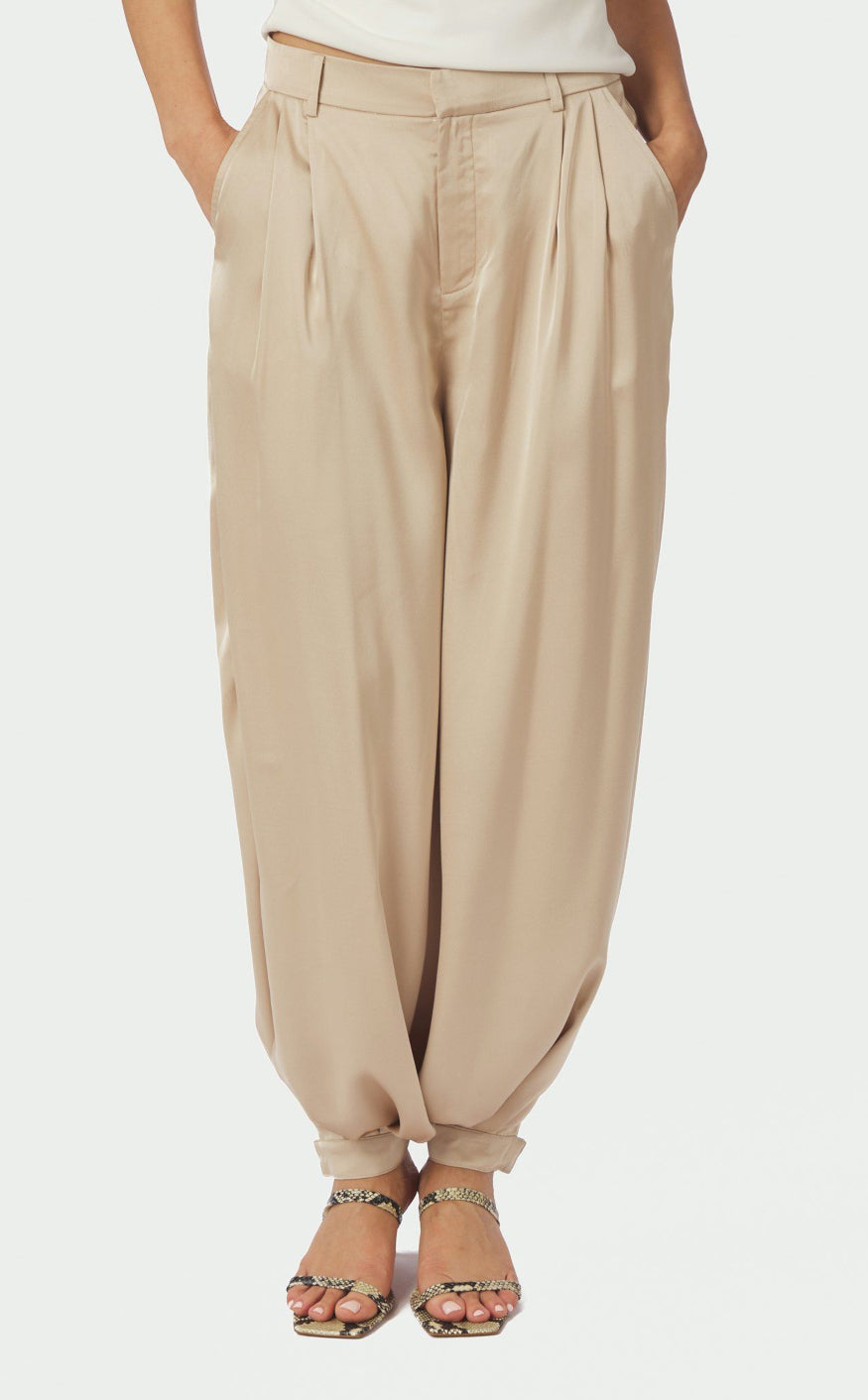 Neo Noir Bukser - Fayla Balloon - Dark Sand