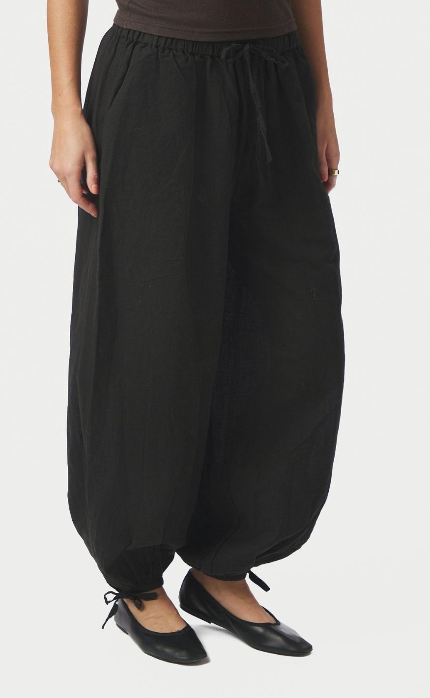 Neo Noir Bukser - Roxane Balloon Linen - Black