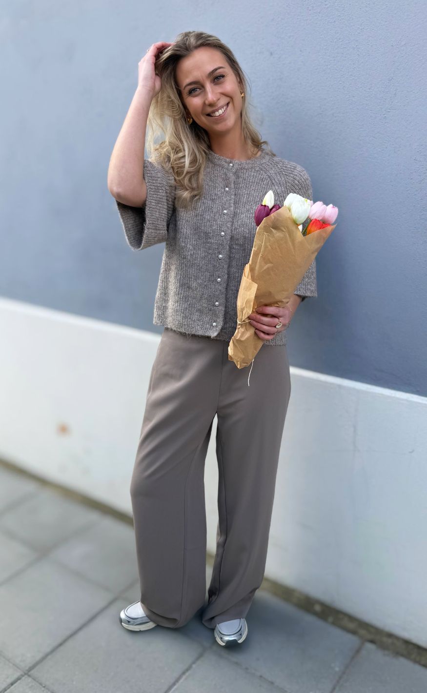 Neo Noir Cardigan - Amaya Fluffy - Beige Melange