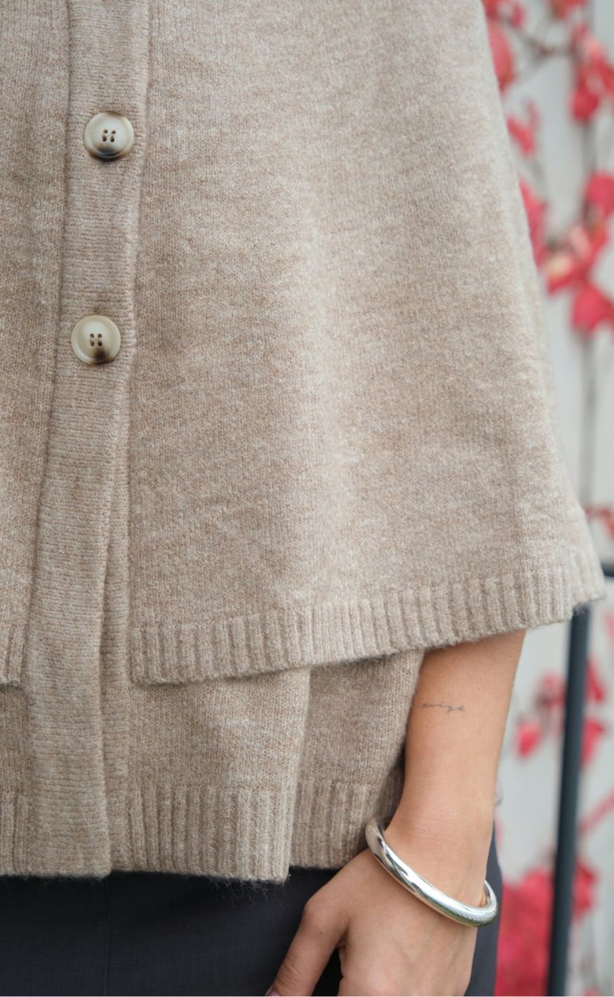 Neo Noir Cardigan - Josei Double Knit Cape - Beige Melange