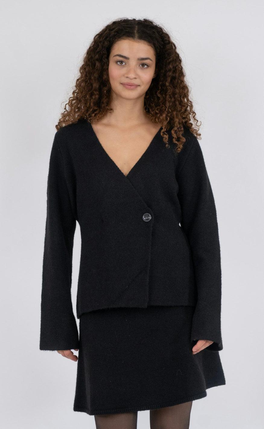 Neo Noir Cardigan - Marie Louise - Black