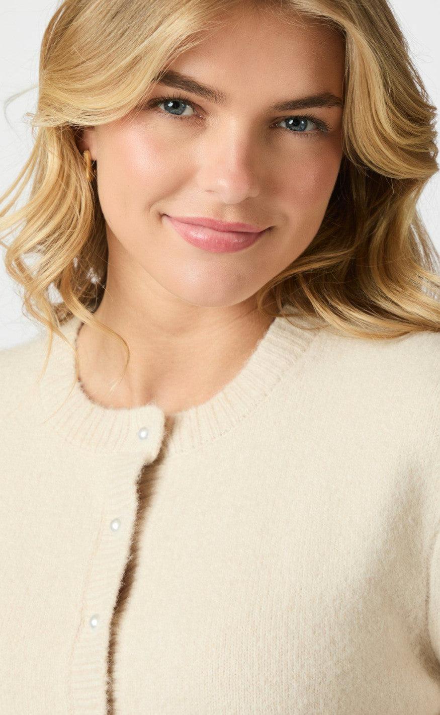 Neo Noir Cardigan - Mixie - Ivory