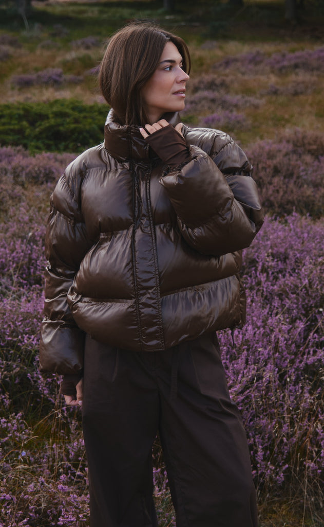 Neo Noir Jakke - Rhea Shiny Puffer - Dark Brown