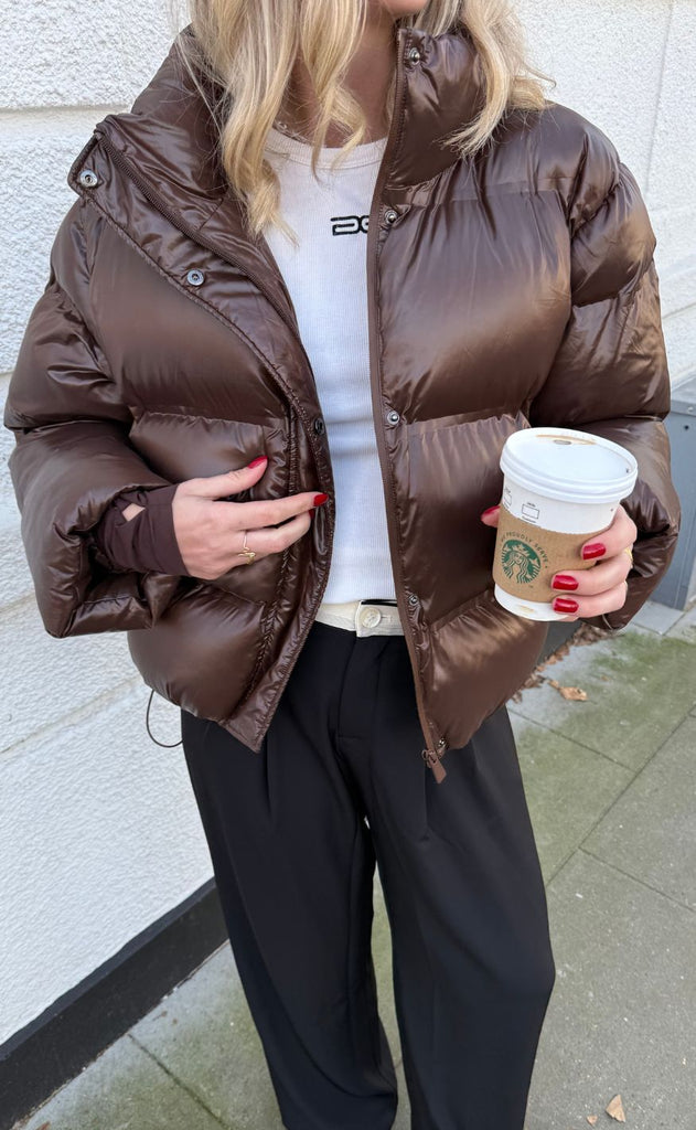 Neo Noir Jakke - Rhea Shiny Puffer - Dark Brown