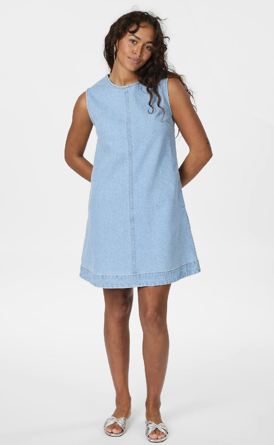 Neo Noir Kjole - Livo - Light Blue