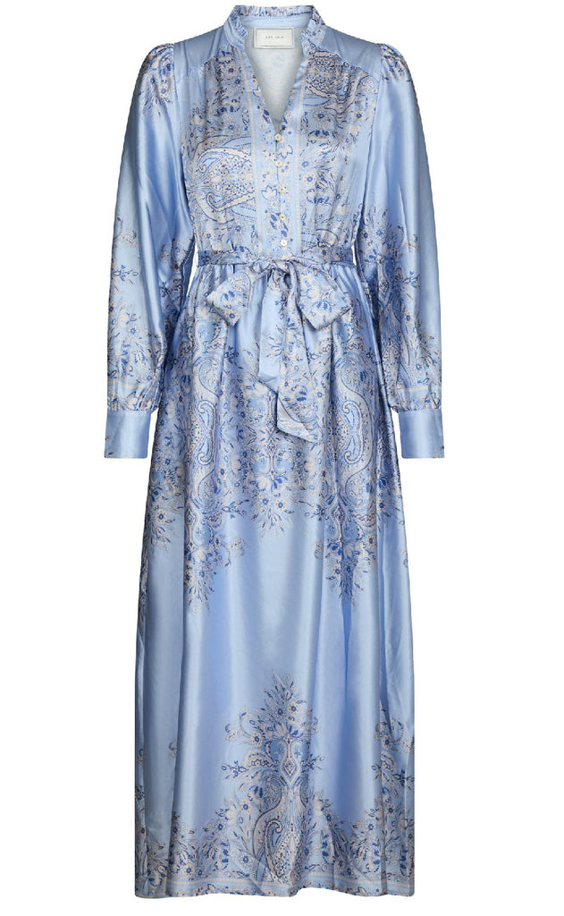 Neo Noir Kjole - Nova Paisley Border - Light Blue