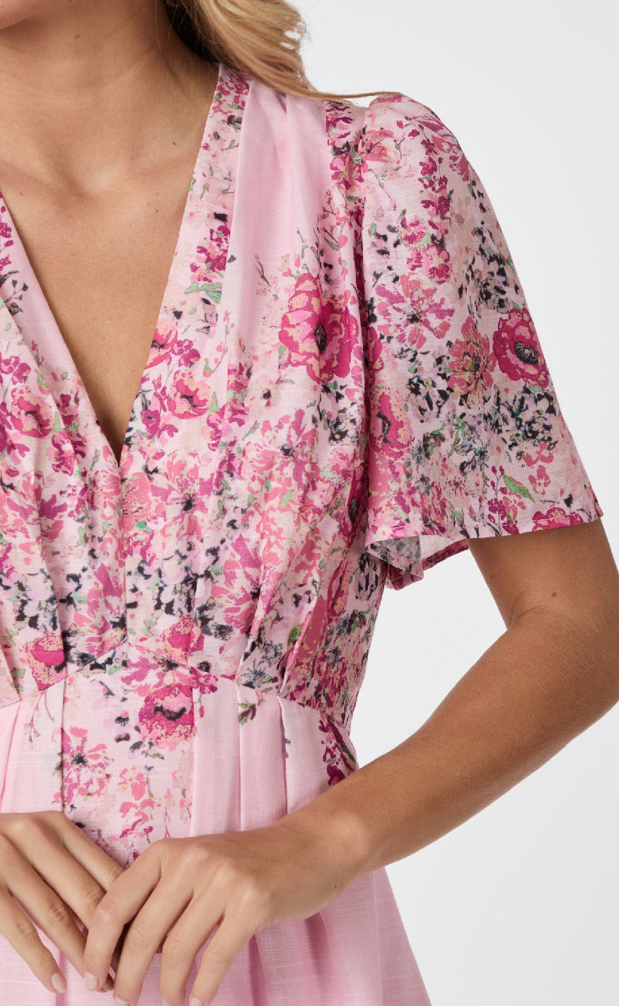 Neo Noir Kjole - Serna Flower - Light Pink