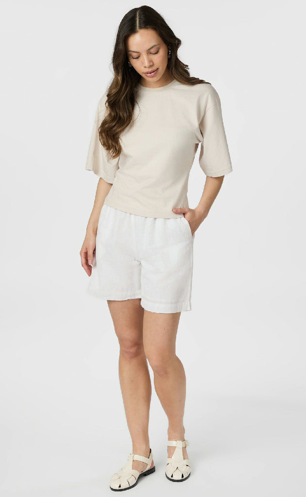 Neo Noir Shorts - Shea Linen - White