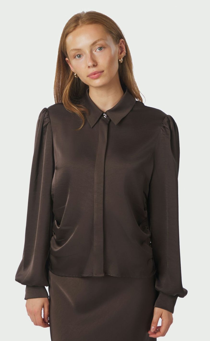 Neo Noir Skjorte - Fransala Heavy Sateen - Dark Brown