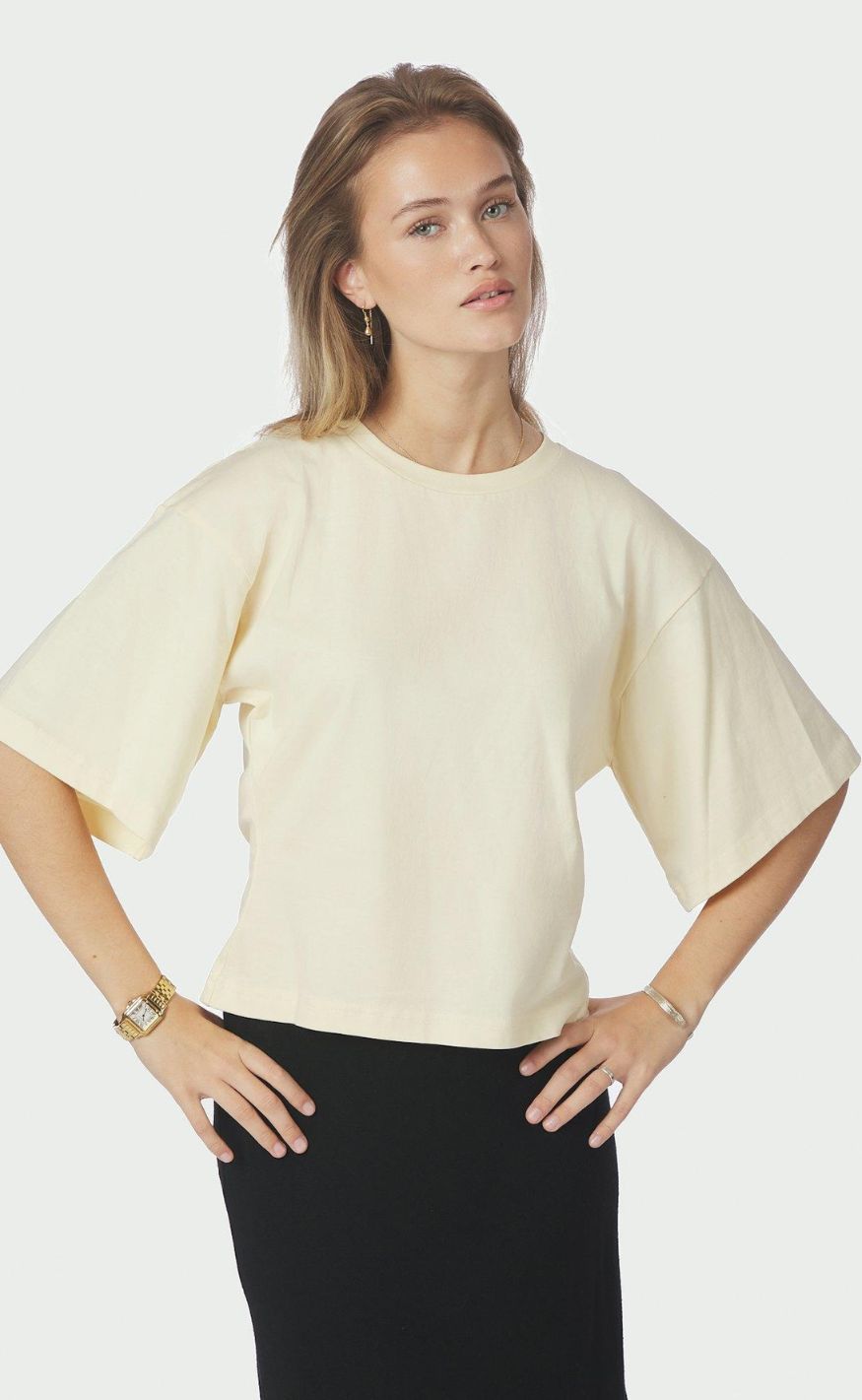 Neo Noir T-shirt - Asha Boxy Tee - Butter Yellow