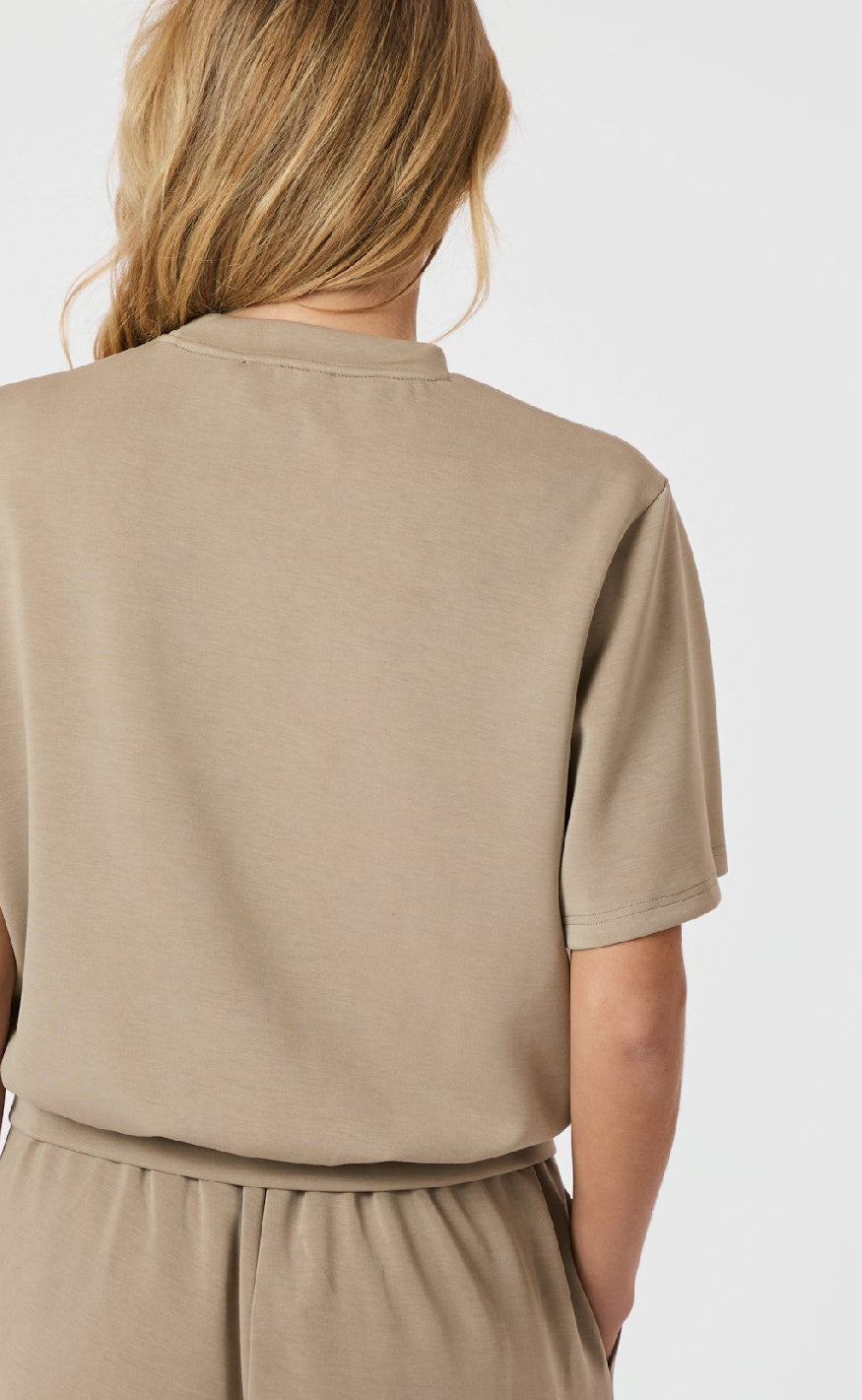 Neo Noir T-shirt - Clove Soft - Taupe