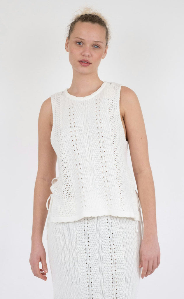 Neo Noir Top - Aritza - White